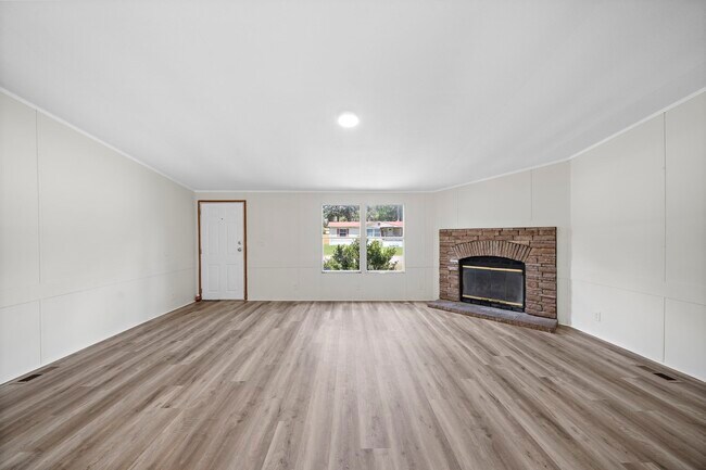 Photo - 16482 Pisces Rd