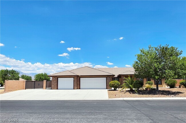 Photo - 111 Mondale Ct