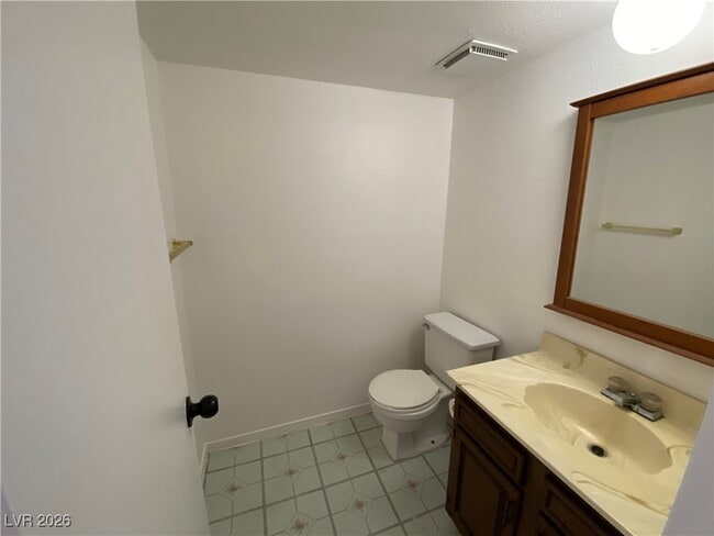 Photo - 6544 Ironbark Ln