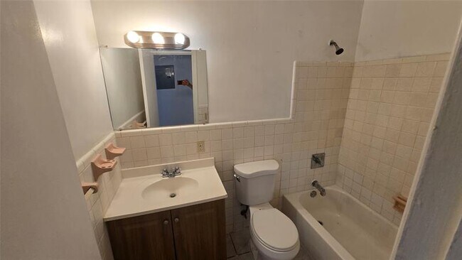Photo - 2501 Pierce St Unidad 1