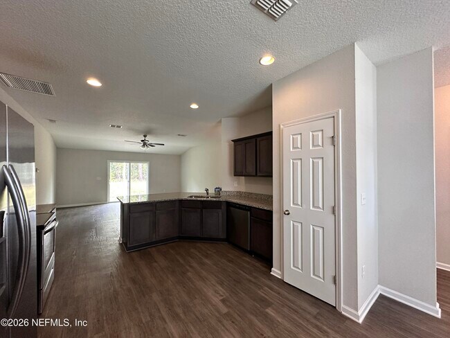 Photo - 3460 Belfort Rd