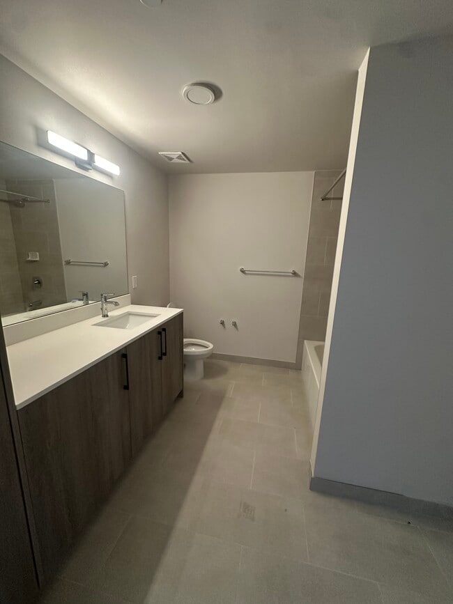 Photo - 10461 SW 183rd St Apartamentos Unidad B3