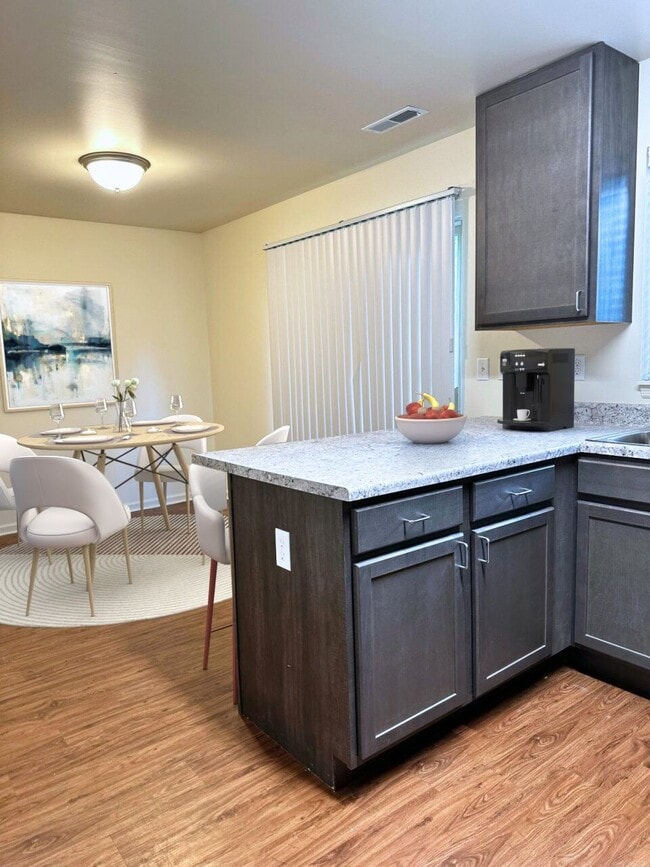 Bentwood Townhomes