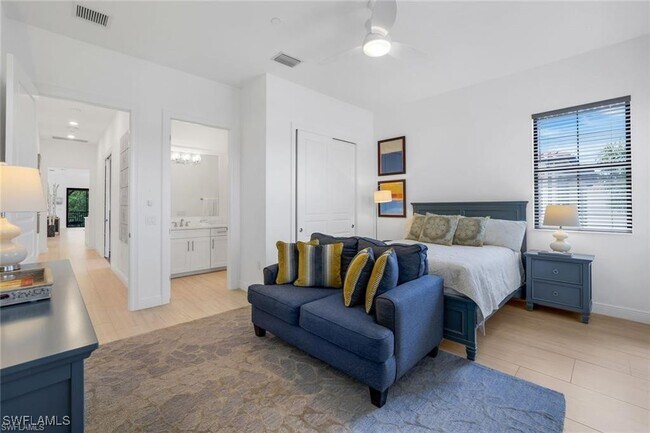 Building Photo - 16374 Viansa Wy Unit 302