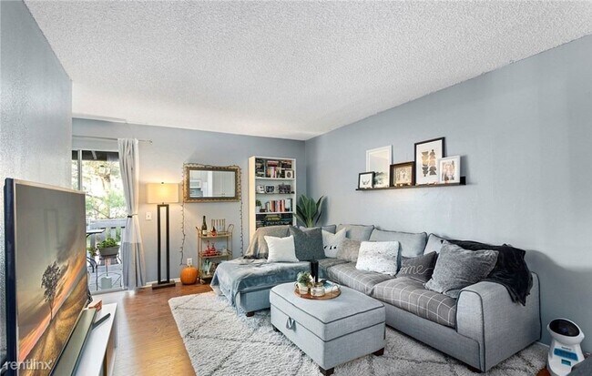 Photo - 1 br, 1 bath Condo - 28661 Via Las Flores 314