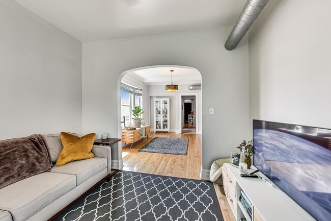 Photo - 2145 W Thomas St Unit 3