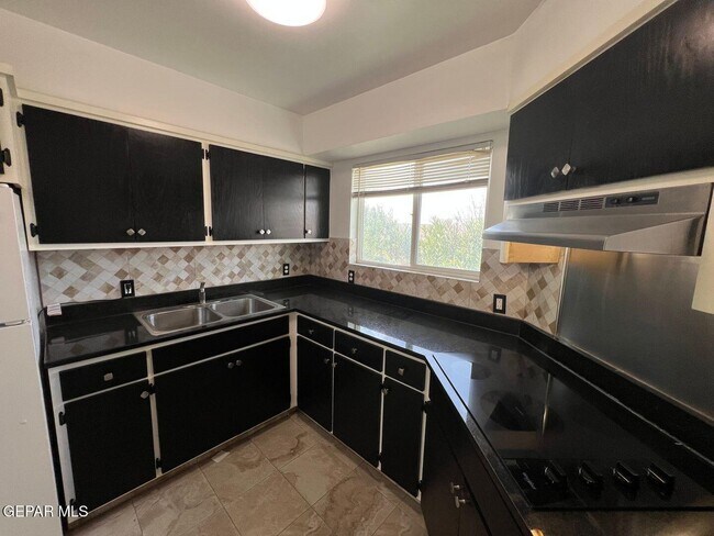 Photo - 540 N Yarbrough Dr Unit 26