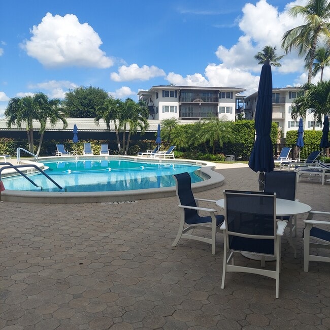 Photo - 3410 Gulf Shore Blvd N Unit 100