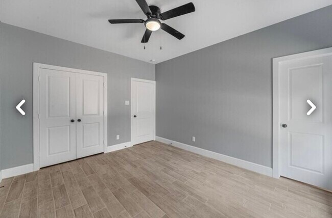 Photo - 4631 Briscoe St