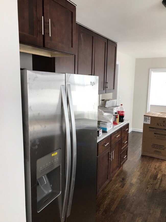 Building Photo - 57 Gerrish St Unit 2 Rental