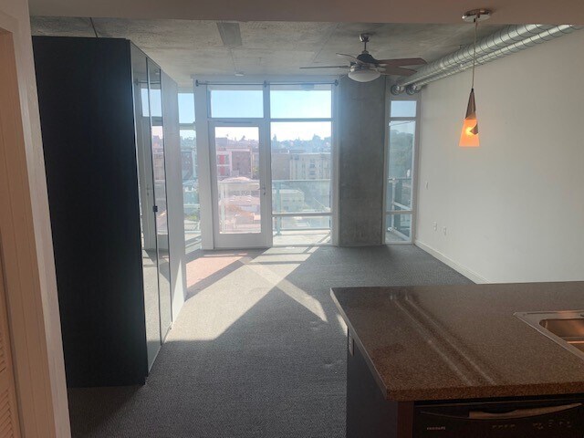 Photo - 1080 Park Blvd