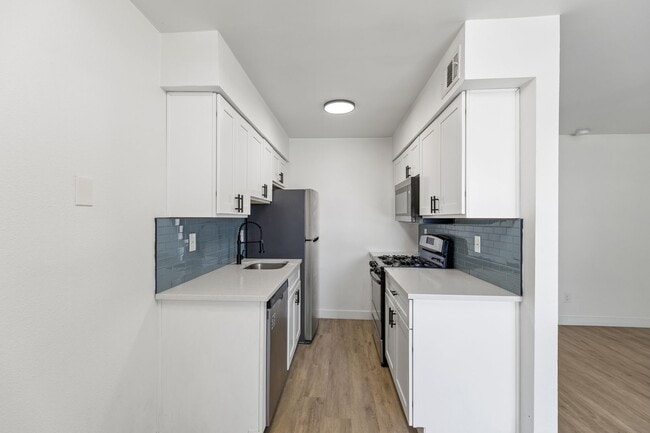 Building Photo - Nice studio apartment in Phoenix! Unit MV A 1