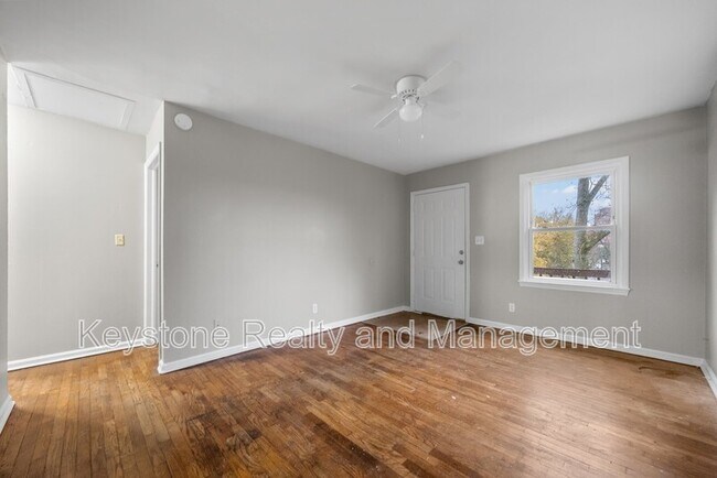 Photo - 1525 Ferrell St