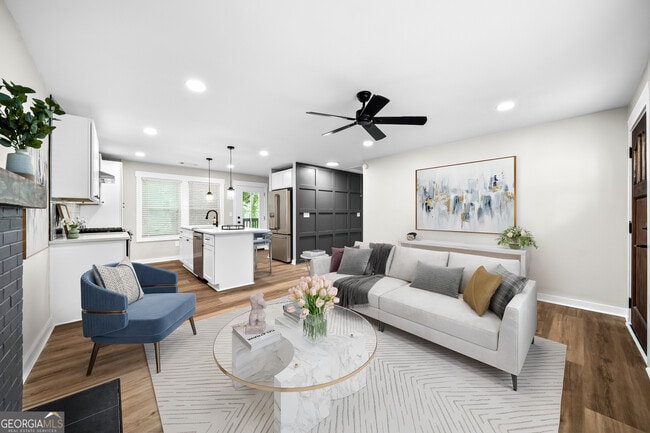 Photo - 1453 Lockwood Dr SW