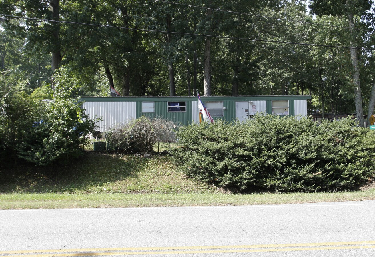 Photo - Fernwood Mobile Home Park