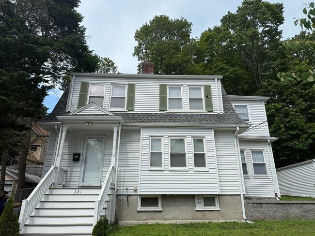 Building Photo - 221 S Central Ave Rental