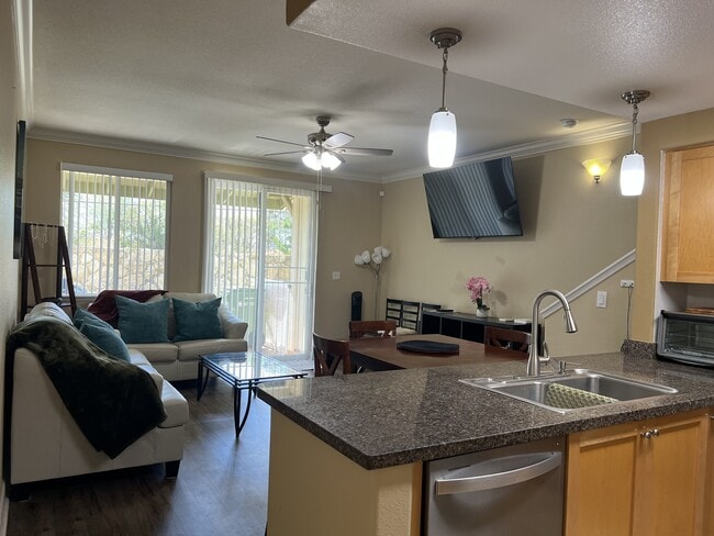 Photo - 92-1524-1524 Ali'inui Dr