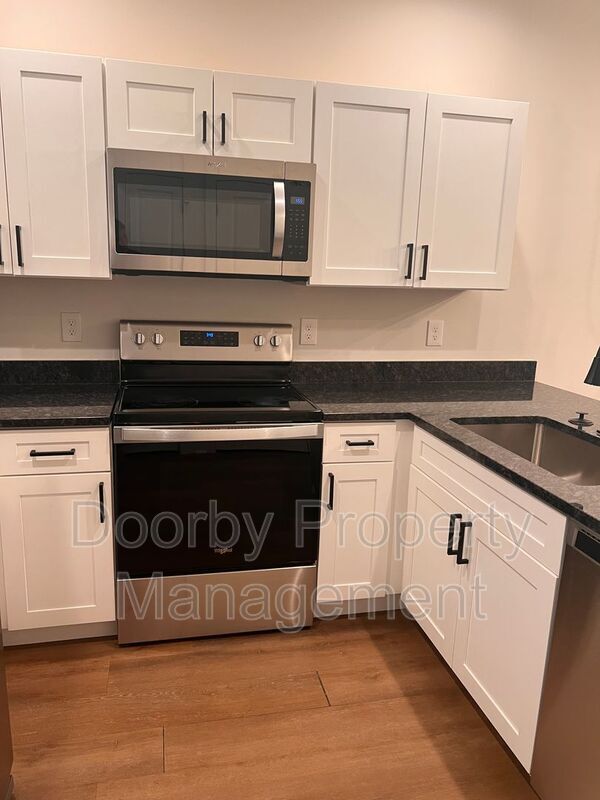 Photo - 3016 N Chamberlain Ave