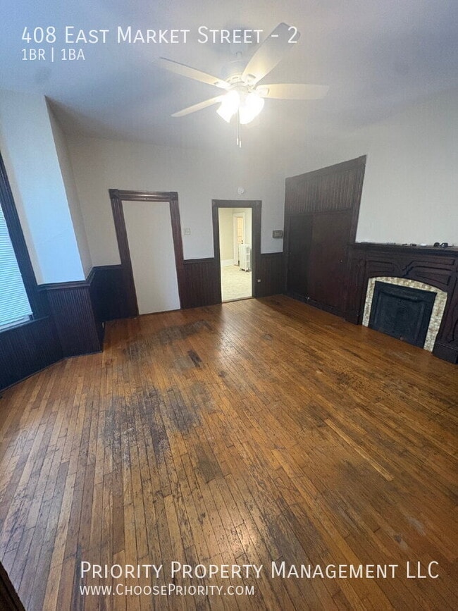 Photo - 408 E Market St Unidad 2
