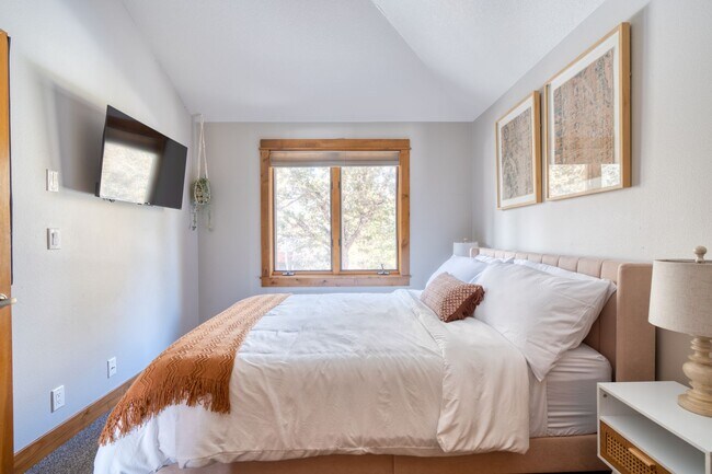 Photo - 61497 SE Orion Dr