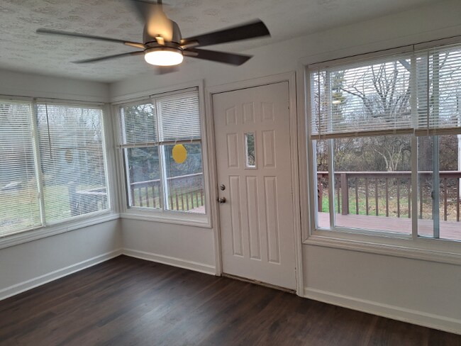 Photo - 179 N Sylvan Ave