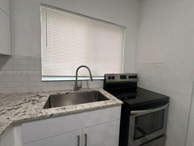 Photo - 2661 NW 33rd St