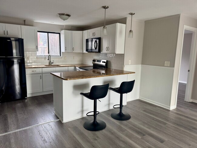 Photo - 70 Weber St Unit APT 2C