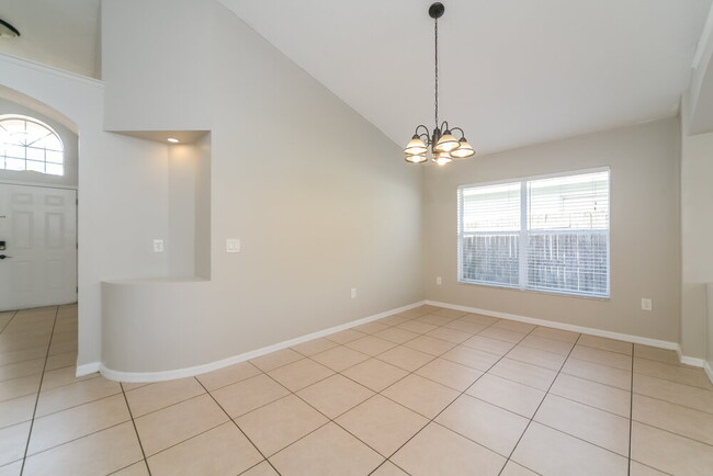 Photo - 4643 Eagle Peak Dr