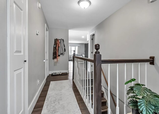 Photo - 7731 Seneca St Unit 7731 Street