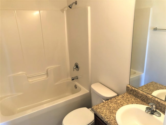 Photo - 76 Braxton Manor Dr