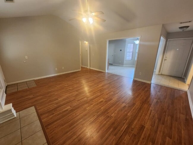 Photo - 701 Hidden Forest Dr