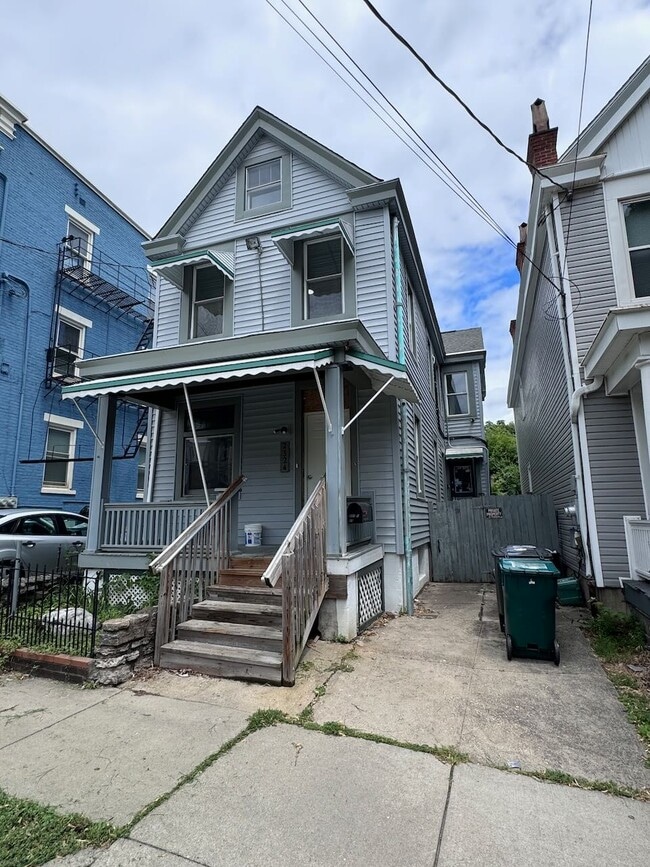 Photo - 2324 W Clifton Ave Unit 1