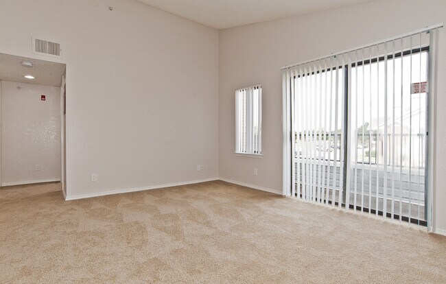 Oakwood Condos Bedford