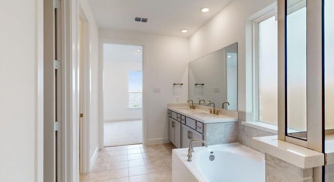Photo - 21623 Lampeter River Ln