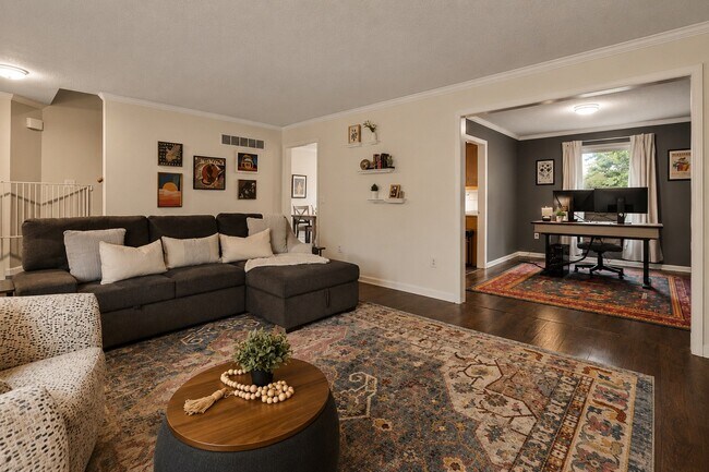 15032 W 146th Terrace