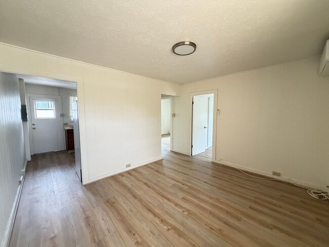 Photo - Island Living in the Heart of Waikiki – 2 Bed, 1 Bath with Parking! Unit A4