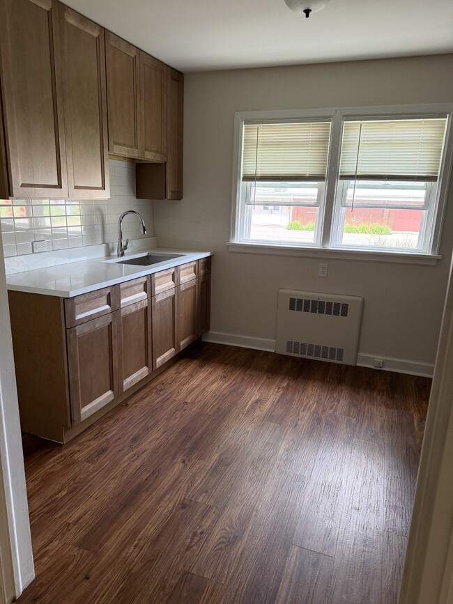 Photo - 2121 Auburn St Unit Apt 1E