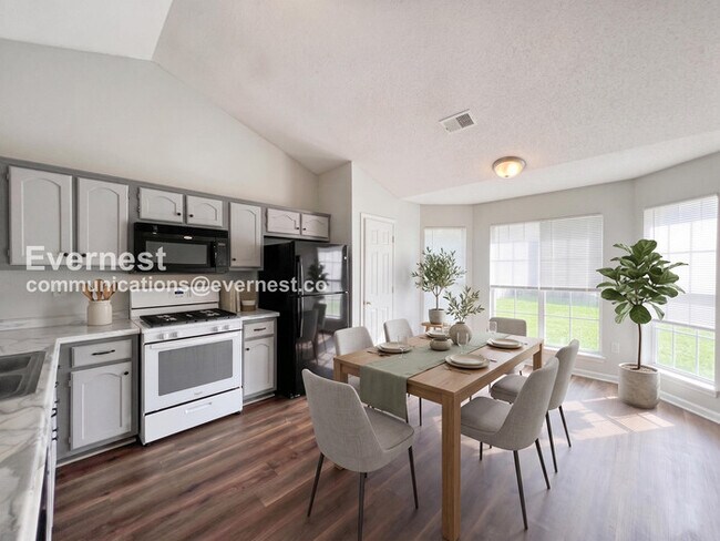 Photo - 5370 Woodchase Dr