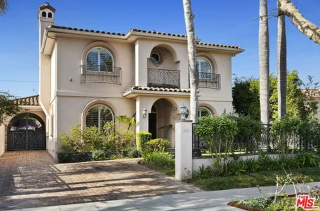 Building Photo - 349 S La Peer Dr Rental