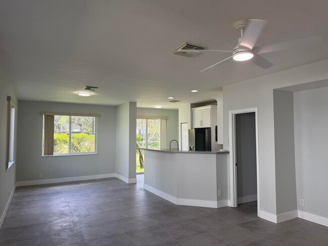 Photo - 3251 Laurel Ridge Cir