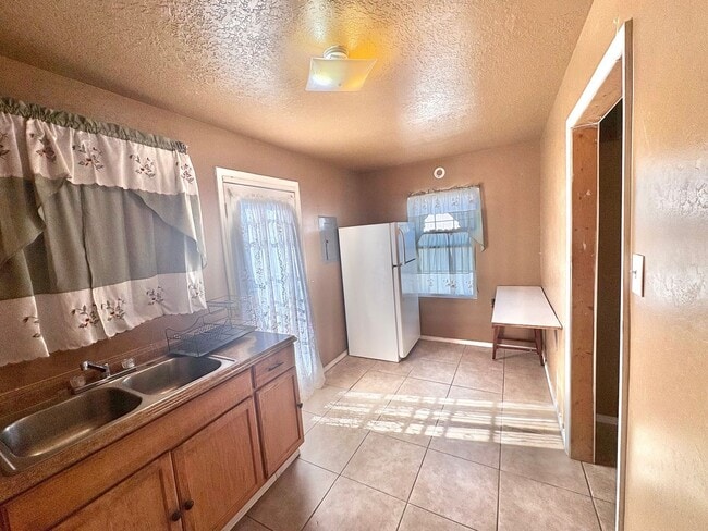 Photo - 505 W Polk Ave