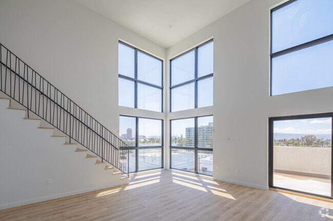1112 Locust Ave Long Beach, CA 90813