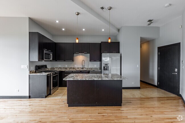 Building Photo - 2319 N Damen Ave Unit 306 Rental