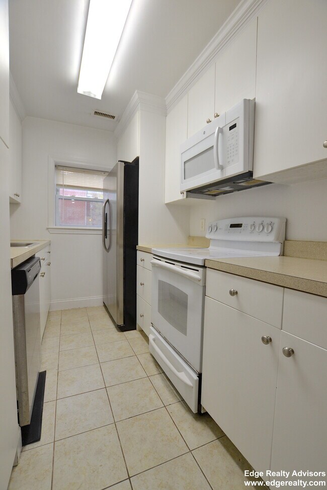 Photo - 140 Newton St Condo Unit 1