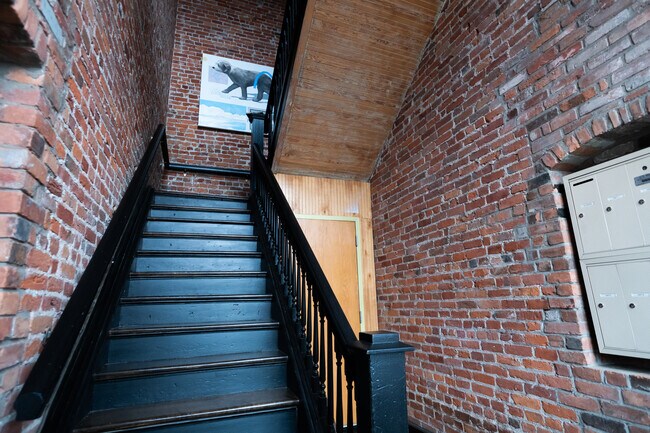 Photo - 1363 E Fisher Fwy