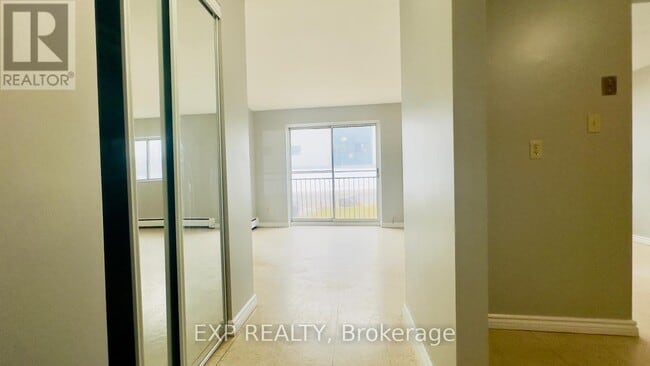 Photo - 76 Brybeck Crescent Unit 202