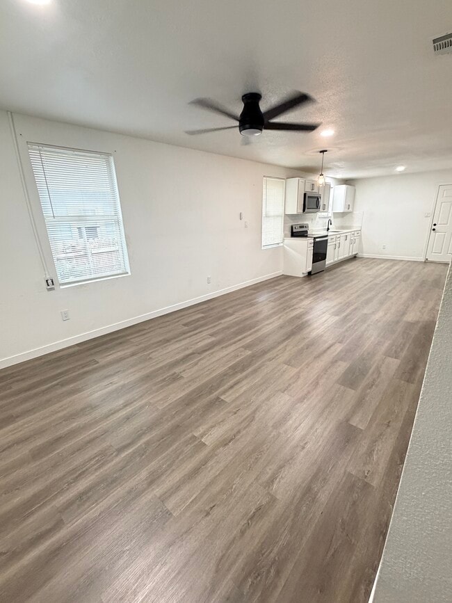 Photo - 3500 E Rosedale St