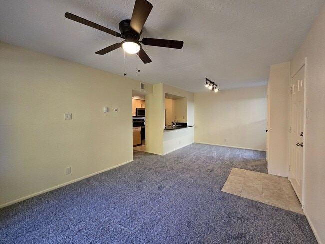 Photo - 941 Calle Mejia