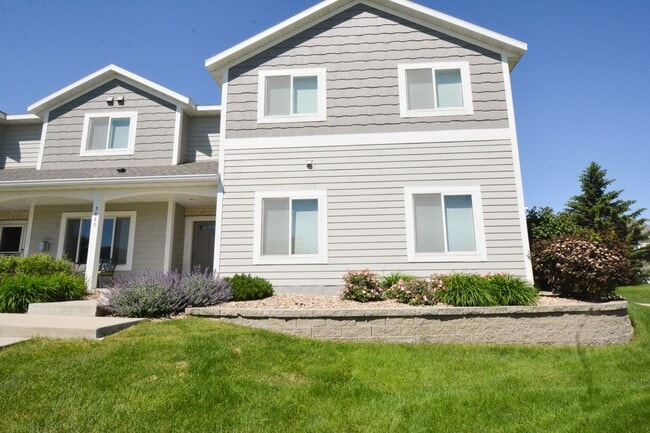 Exceptional townhouse with premium feature... - Exceptional townhouse with premium feature...