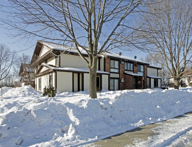 Building Photo - Arbor Green Rental